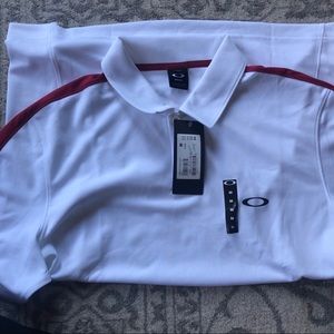 NWT OAKLEY PERFORATED SOLID POLO WHITE SZ M